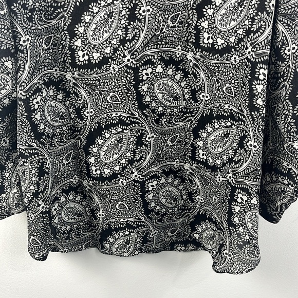 Diane Von Furstenberg Paisley Black White Button Up Top Womens Size 1x/2x - Picture 8 of 10